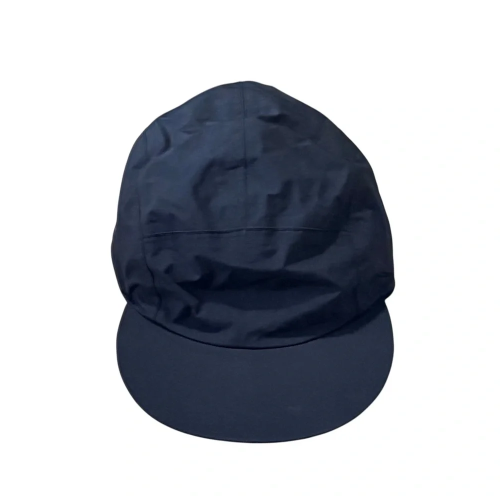 L.L.Bean Unisex Technical Water-Resistant Mesh Cap for